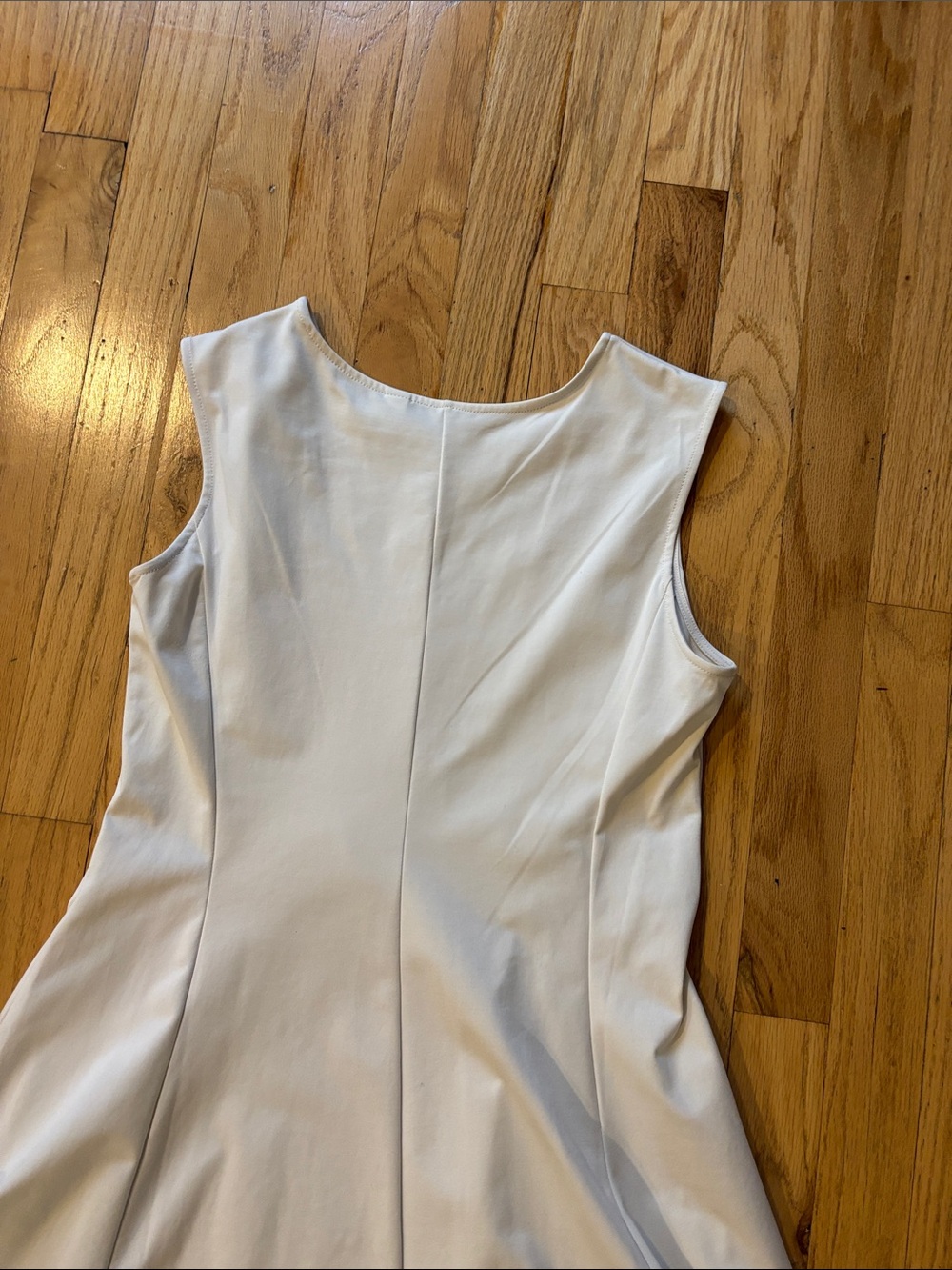 UNIQLO AIRism Ultra Stretch Dress - Picture 6 of 11
